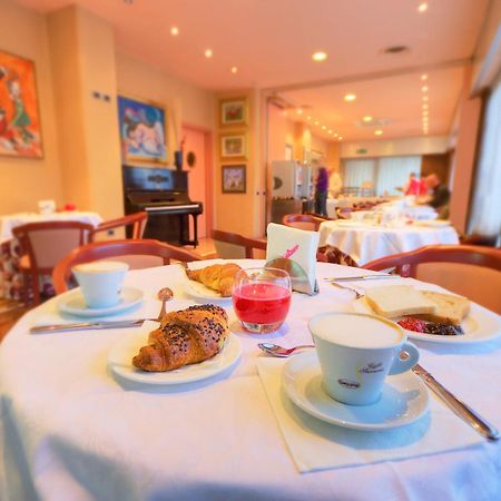 Senb Hotel Senigallia Zewnętrze zdjęcie