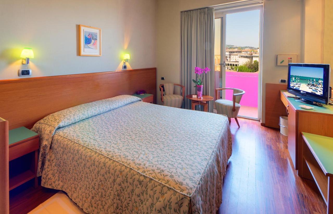 Senb Hotel Senigallia Zewnętrze zdjęcie