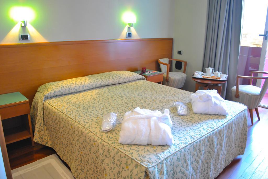 Senb Hotel Senigallia Zewnętrze zdjęcie